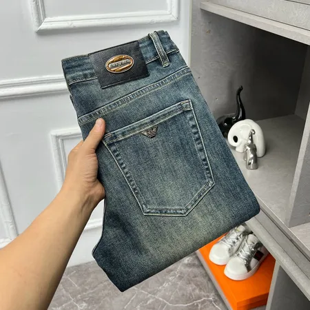 アルマーニ ジーンズ