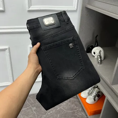 ヴェルサーチ ジーンズ