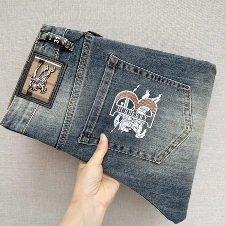 バーバリー ス ジーンズ