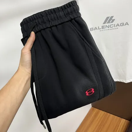 バレンシアガ カジュアルパンツ