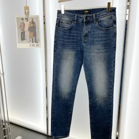 フェンディ ジーンズ