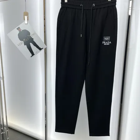 プラダ カジュアルパンツ