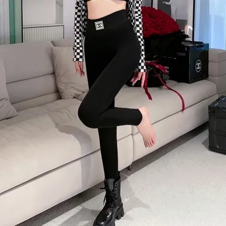 シャネル トレーニングパンツ