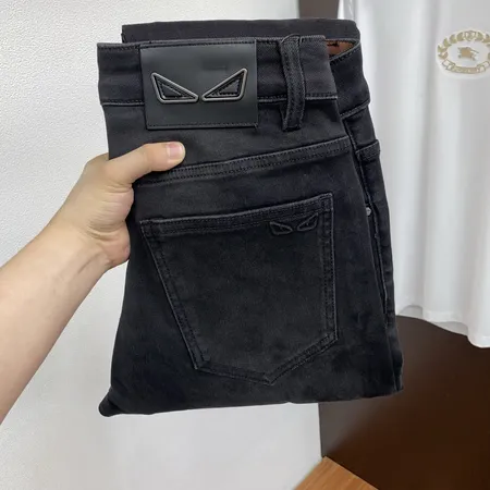 フェンディ ジーンズ
