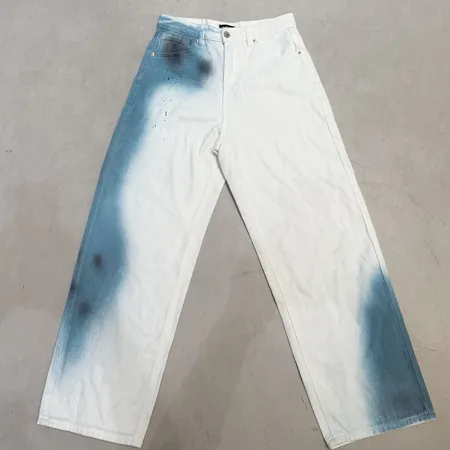 バレンシアガ ジーンズ