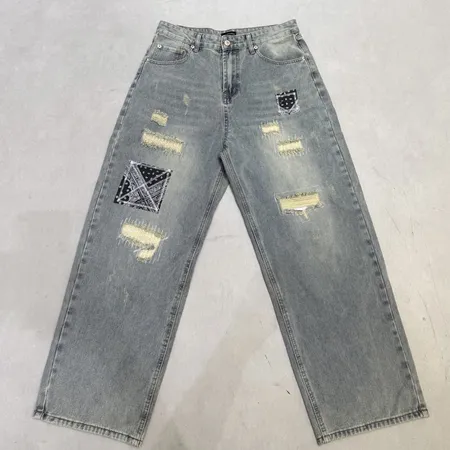 バレンシアガ ジーンズ