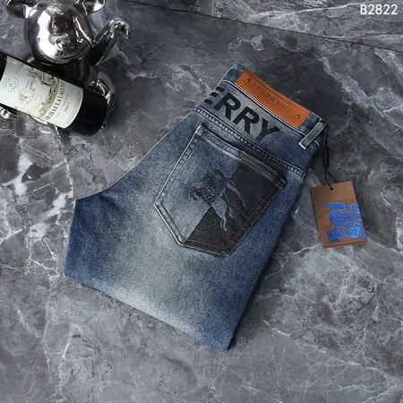 バーバリー ス ジーンズ