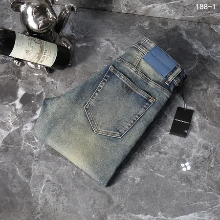 アルマーニ ジーンズ