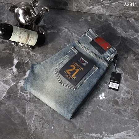 アルマーニ ジーンズ