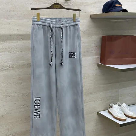 ロエベ カジュアルパンツ