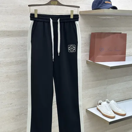 ロエベ カジュアルパンツ