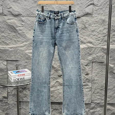 バレンシアガ ジーンズ