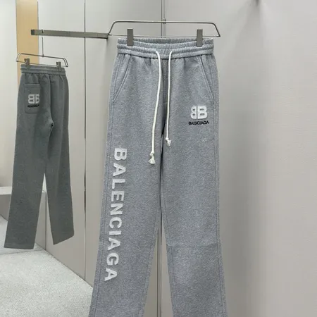 バレンシアガ カジュアルパンツ