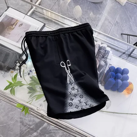 ルイヴィトン ショートパンツ