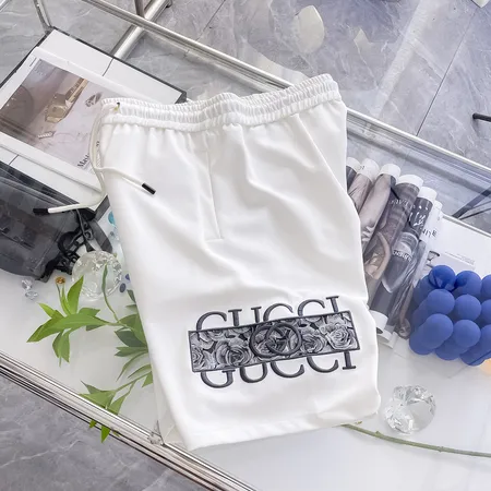 グッチ ショートパンツ