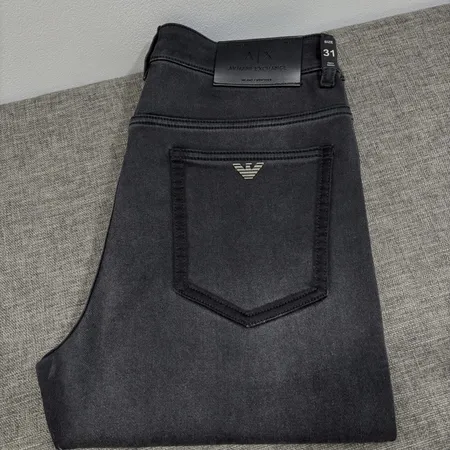 アルマーニ ジーンズ