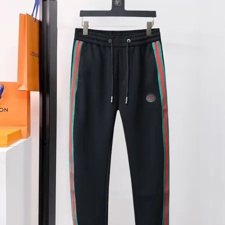 グッチ カジュアルパンツ