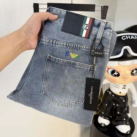 アルマーニ ジーンズ