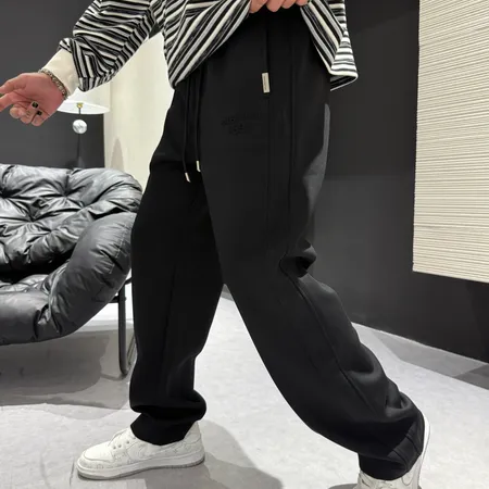 バレンシアガ カジュアルパンツ