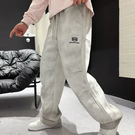 バレンシアガ カジュアルパンツ