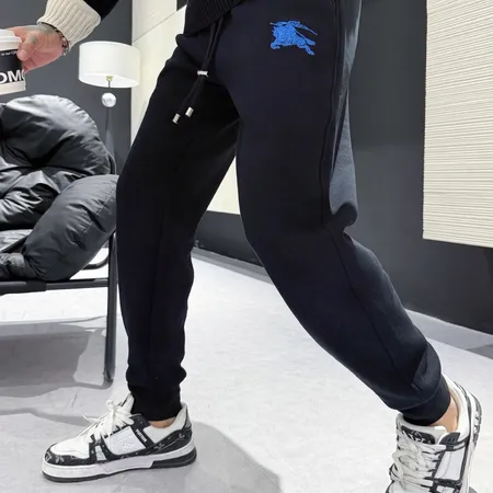 バーバリー ス カジュアルパンツ