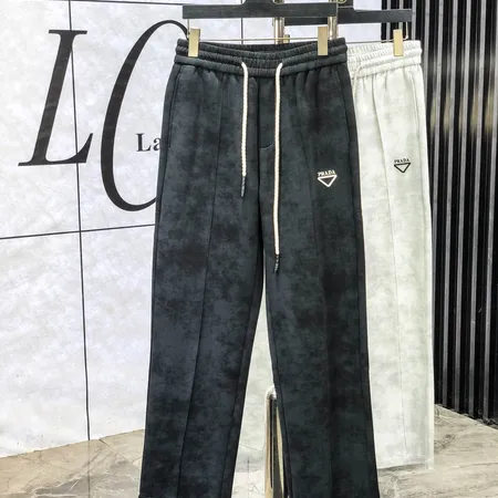 プラダ カジュアルパンツ