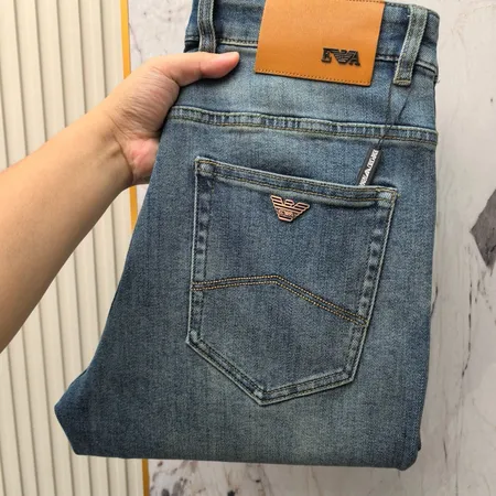 アルマーニ ジーンズ