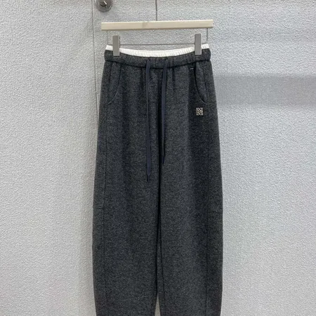 ロエベ カジュアルパンツ