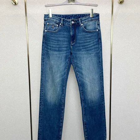 フェラガモ ジーンズ