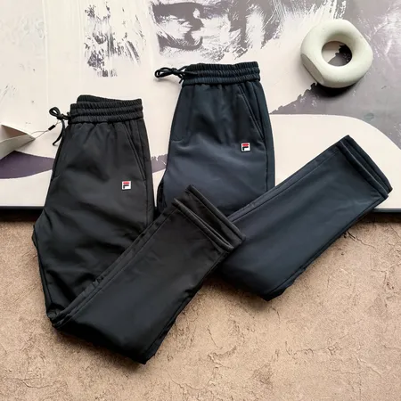 フィラ カジュアルパンツ