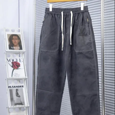 ルイヴィトン カジュアルパンツ