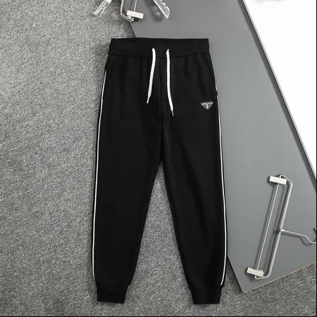 プラダ カジュアルパンツ