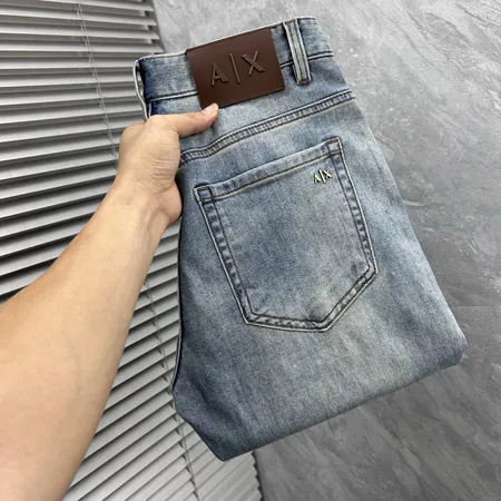 アルマーニ ジーンズ