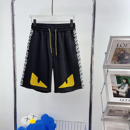 フェンディ ショートパンツ