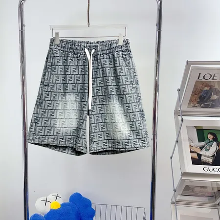 フェンディ ショートパンツ