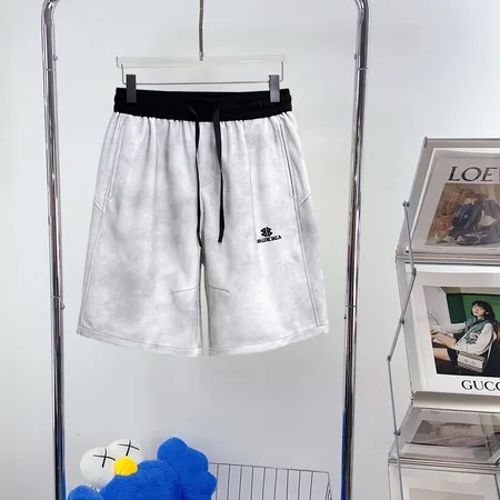 セリーヌ ショートパンツ