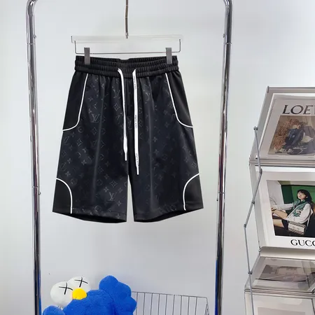 ルイヴィトン ショートパンツ