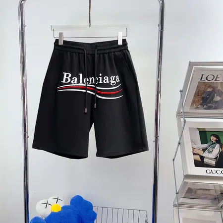 セリーヌ ショートパンツ