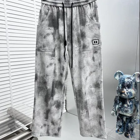 バレンシアガ カジュアルパンツ