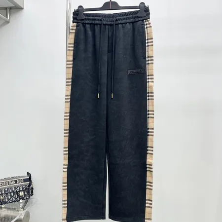 バーバリー ス カジュアルパンツ