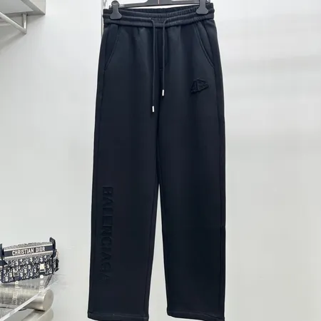 バレンシアガ カジュアルパンツ