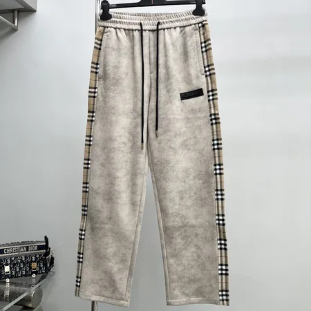 バーバリー ス カジュアルパンツ
