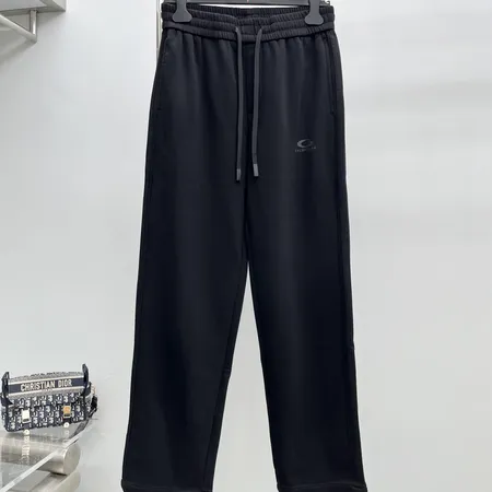 バレンシアガ カジュアルパンツ