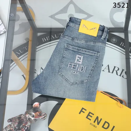 フェンディ ジーンズ