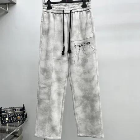 ジバンシィ カジュアルパンツ