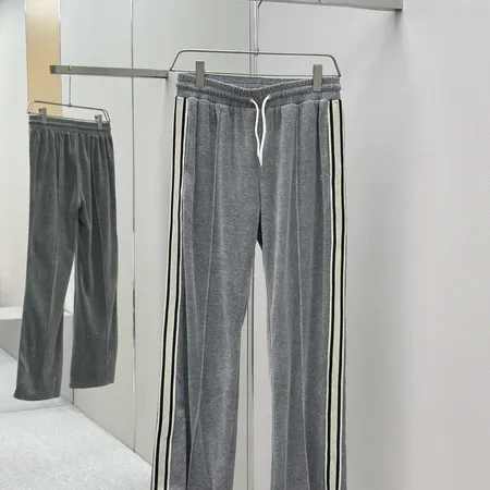 セリーヌ カジュアルパンツ