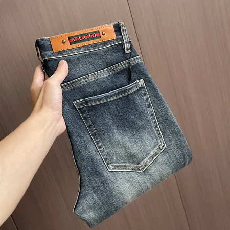 グッチ ジーンズ