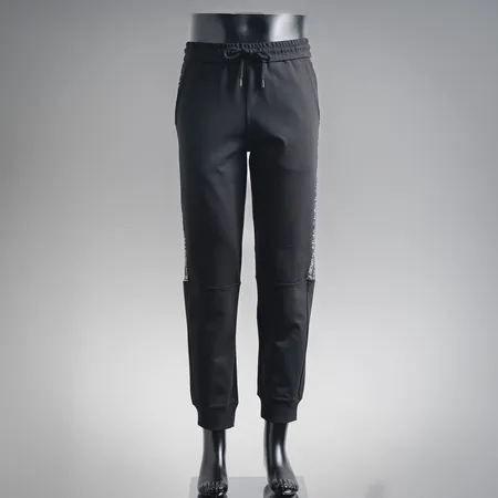 フェンディ カジュアルパンツ