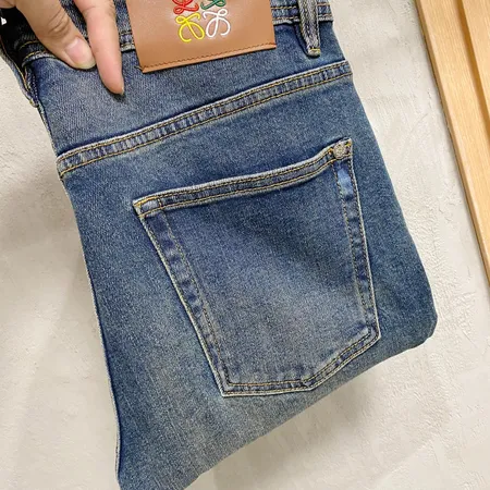 ロエベ ジーンズ