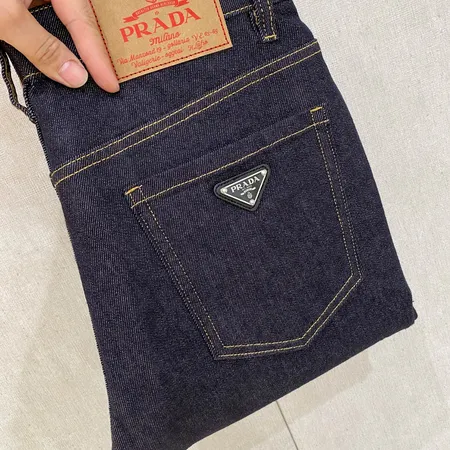 プラダ ジーンズ
